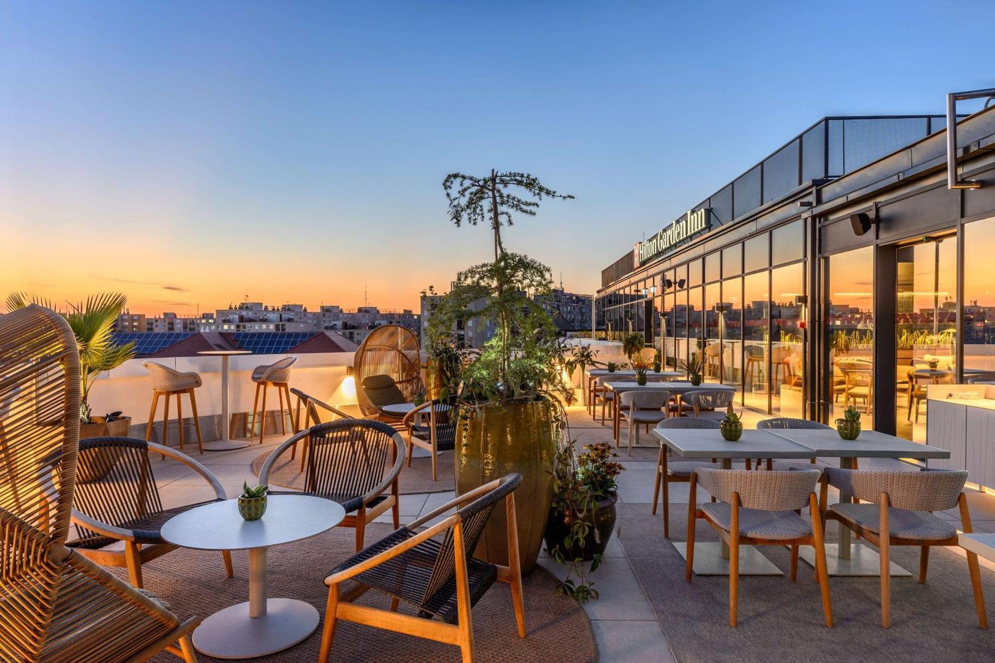 Hilton Garden Inn Debrecen City Center Екстериор снимка