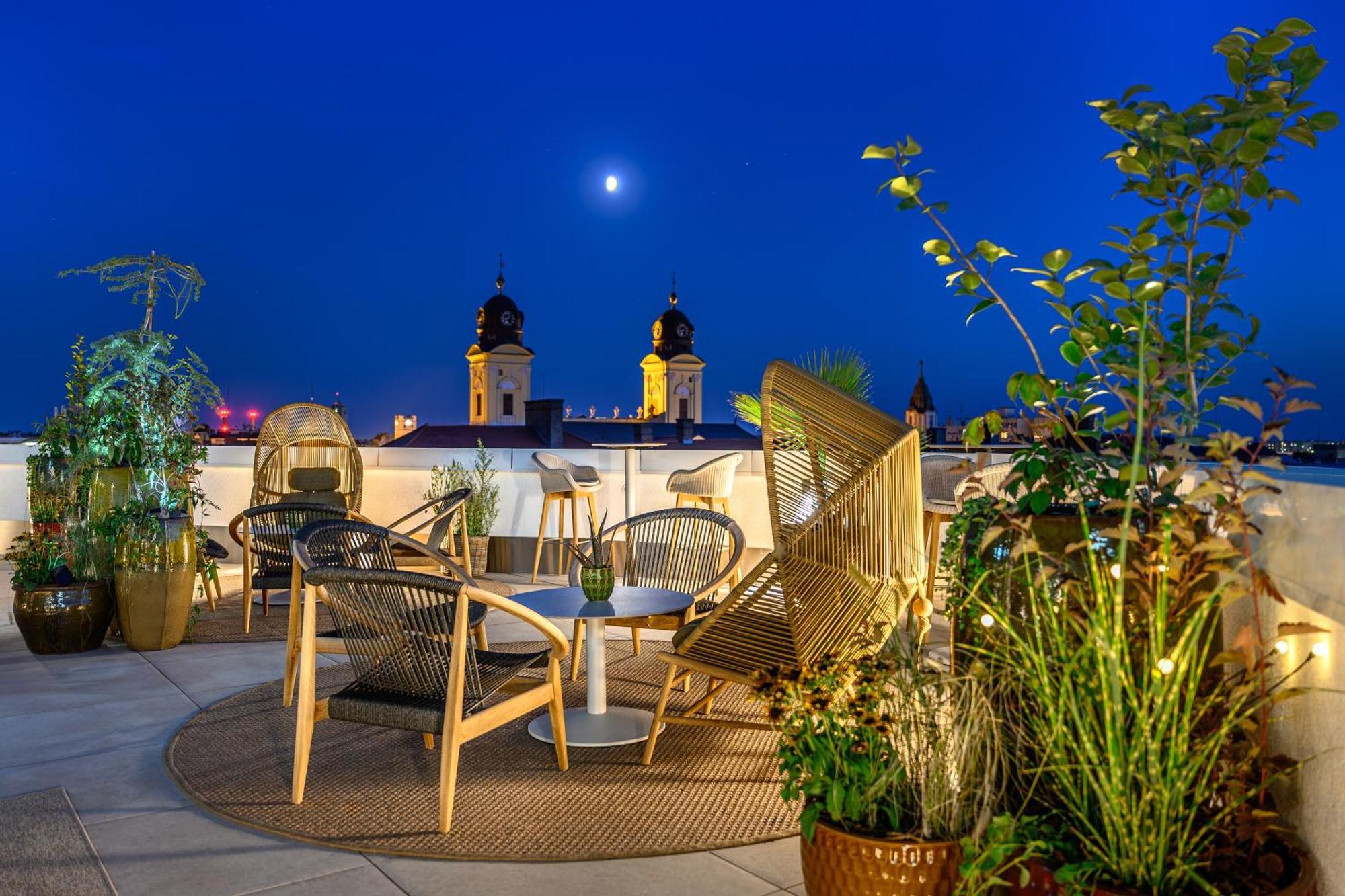 Hilton Garden Inn Debrecen City Center Екстериор снимка