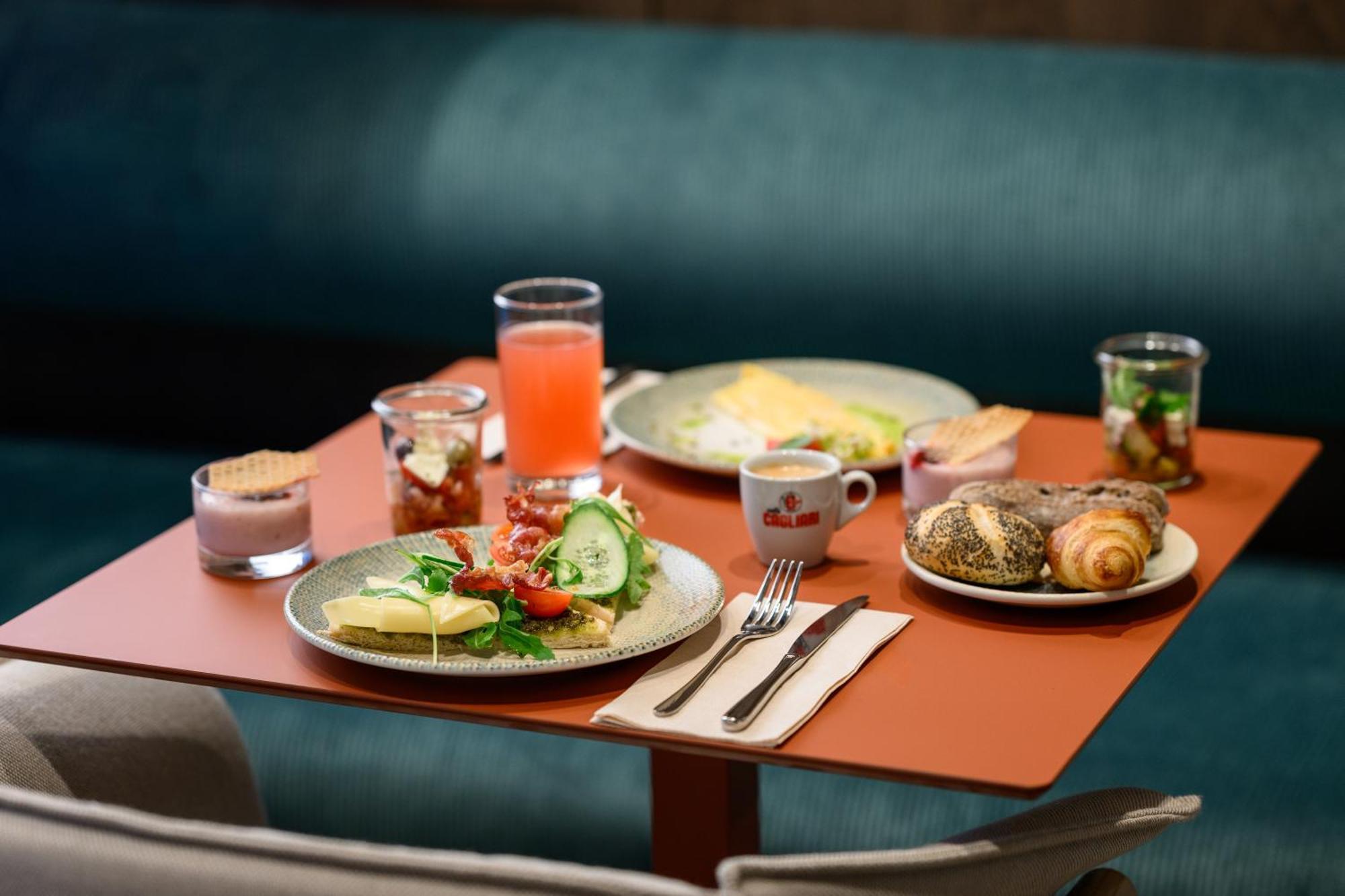 Hilton Garden Inn Debrecen City Center Екстериор снимка