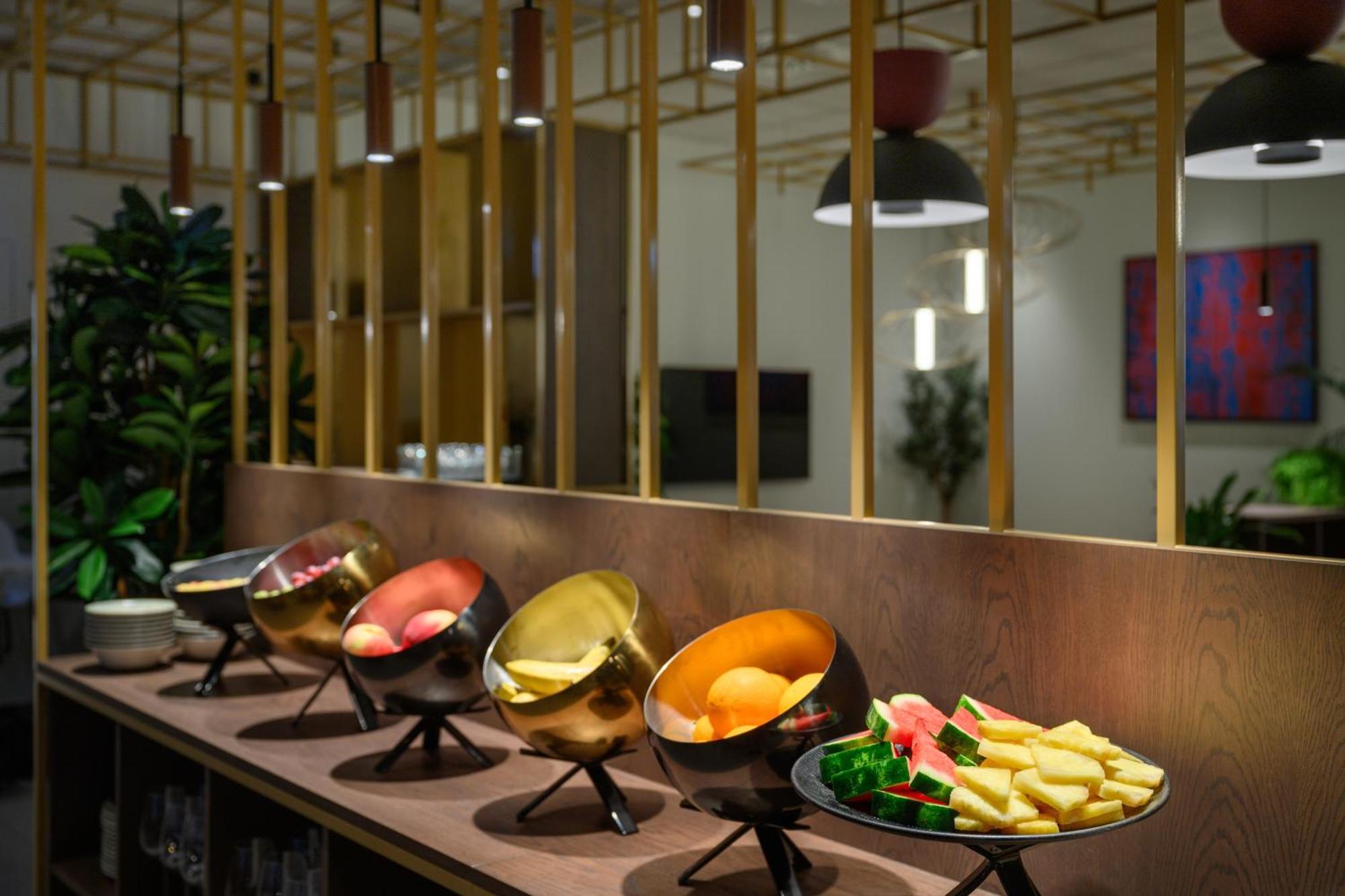 Hilton Garden Inn Debrecen City Center Екстериор снимка